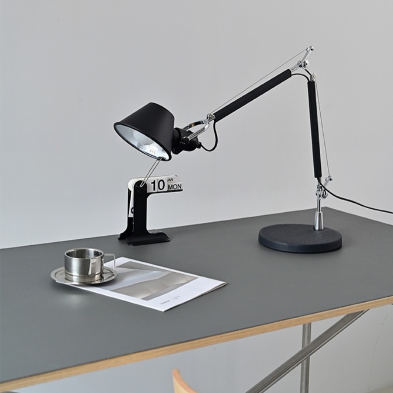 モダンアートランプ 鉄製ジョイスティックライト テーブルライ - Home Office Of Uk のレビューと価格